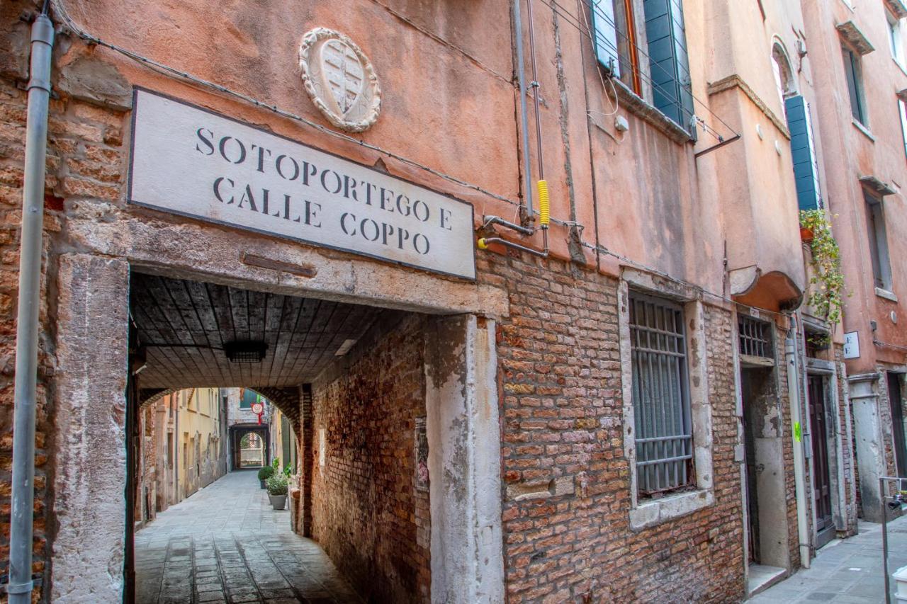 Daplace - Antica Casa Coppo Venedig Exteriör bild